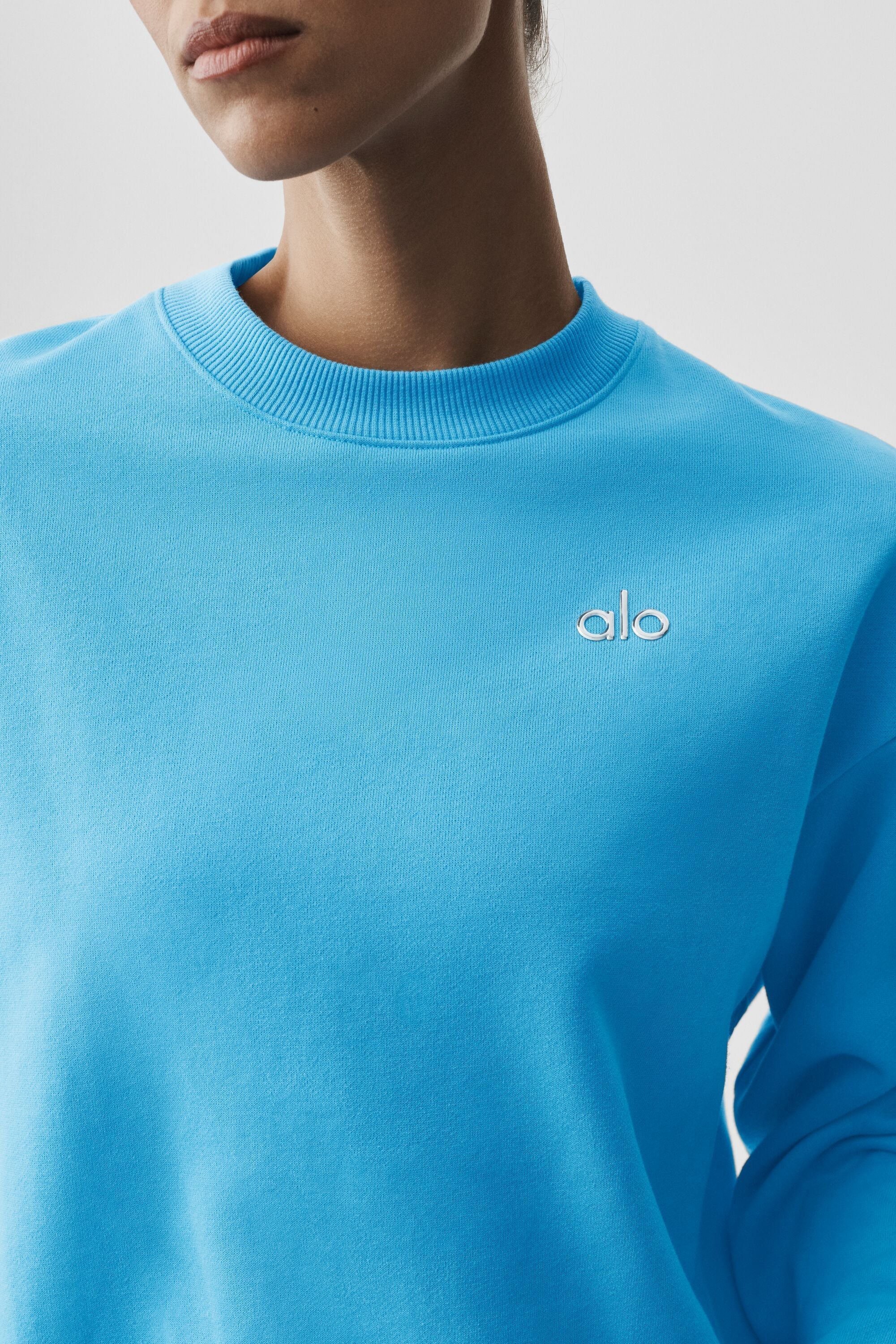 Accolade Crew Neck Pullover