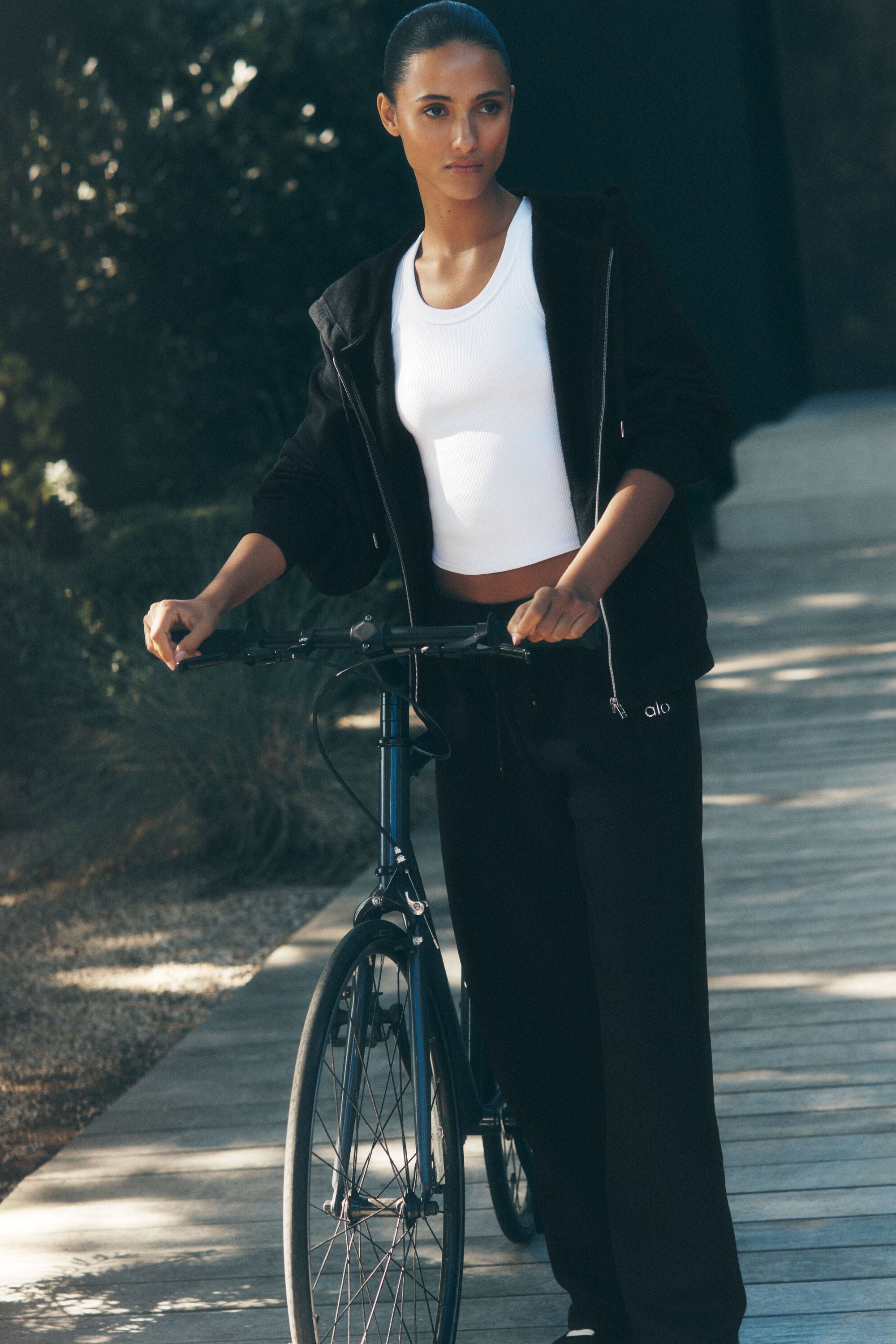 Accolade Straight Leg Sweatpant